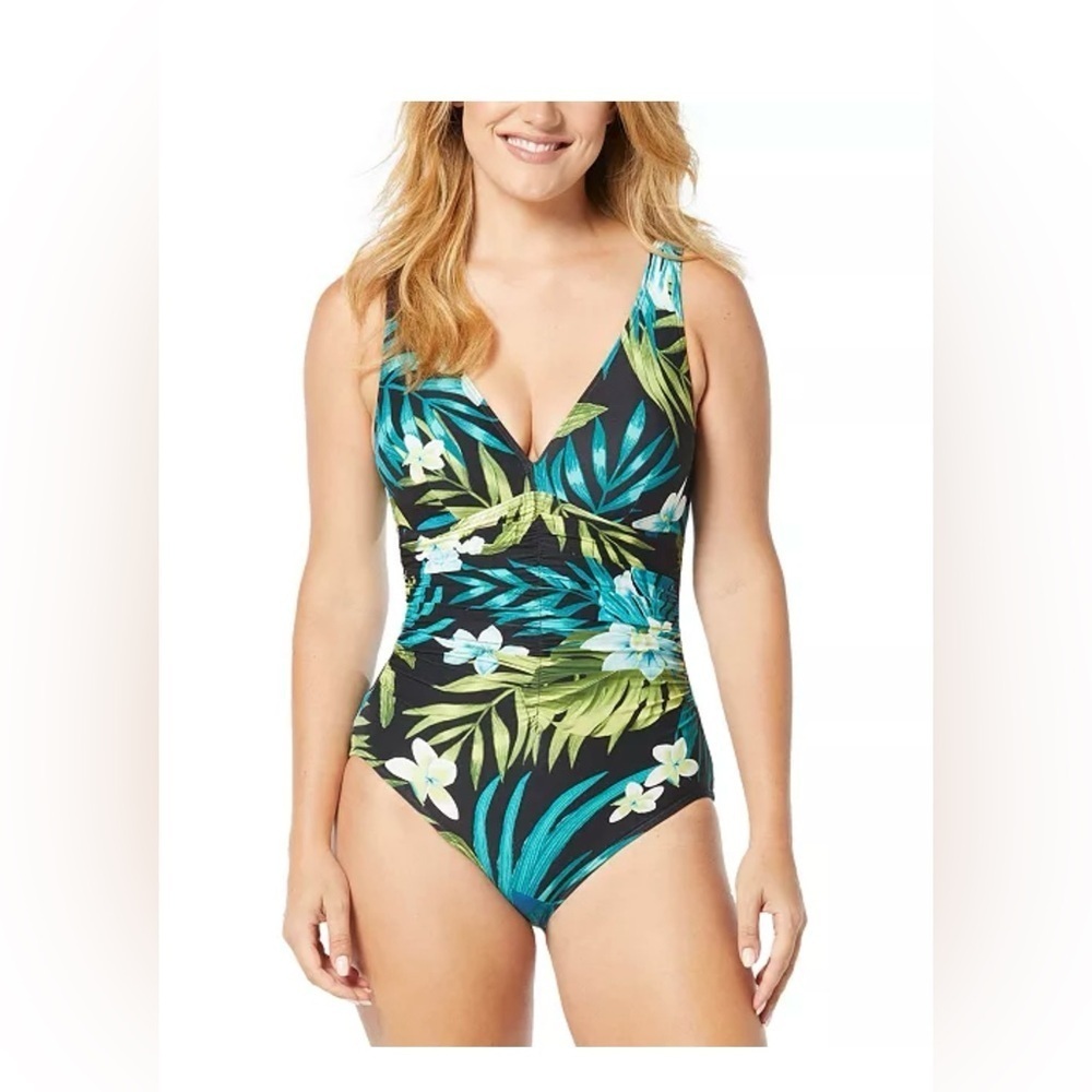 NWT Coco Reef
Women's Contours Solitaire V-Neck One Piece Swimsuit 14/38C